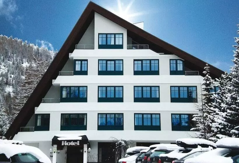 Kinder Und Familienhotel Nockalm