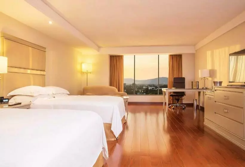 בית מלון כפרי Barcelo Guadalajara