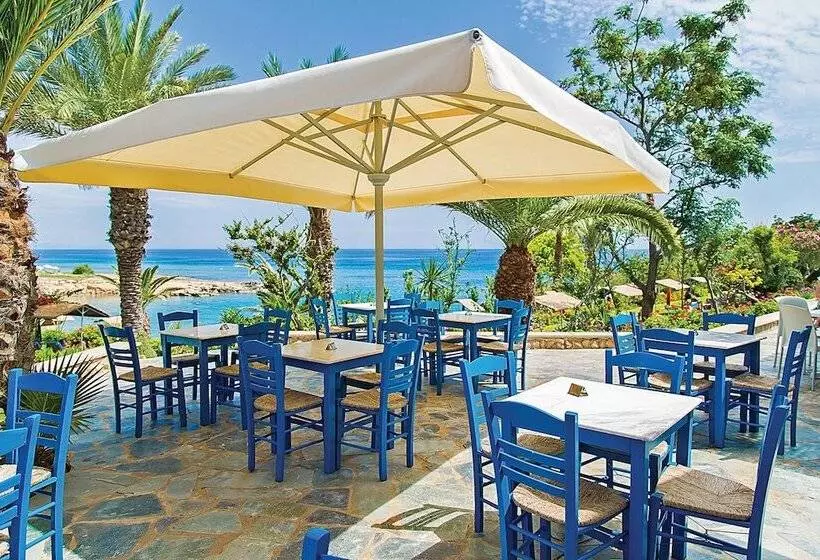 هتل Crystal Springs Beach