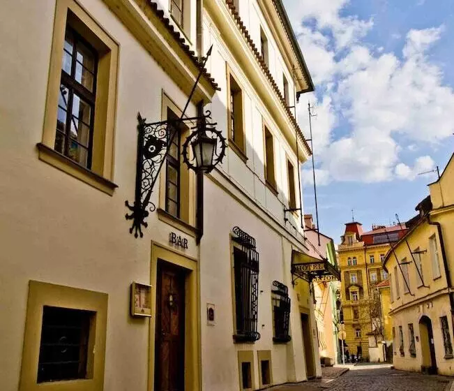 Pytloun Old Armoury Hotel Prague, Stará Zbrojnice