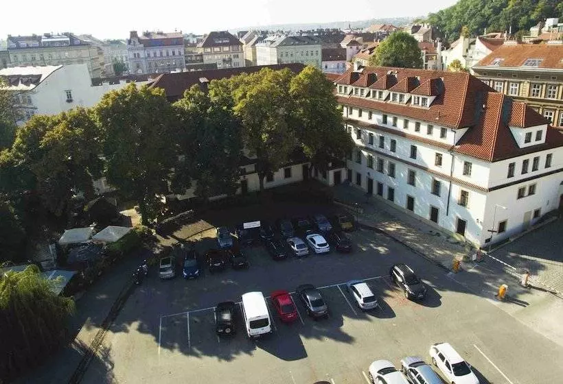 Pytloun Old Armoury Hotel Prague, Stará Zbrojnice