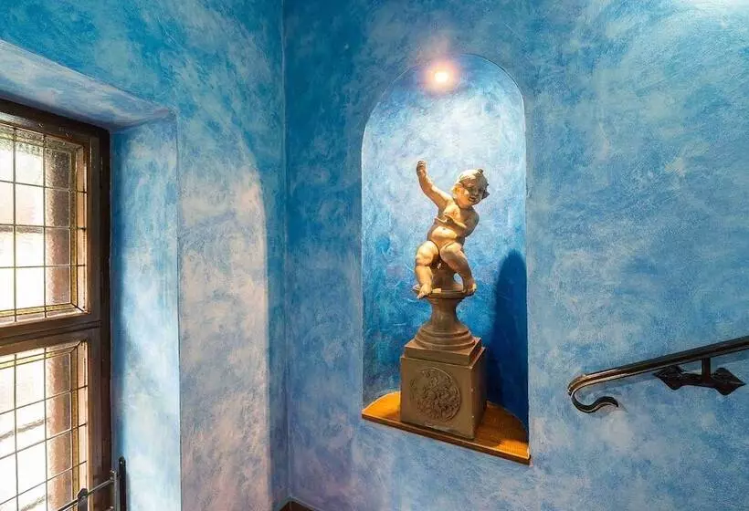 Pytloun Old Armoury Hotel Prague, Stará Zbrojnice