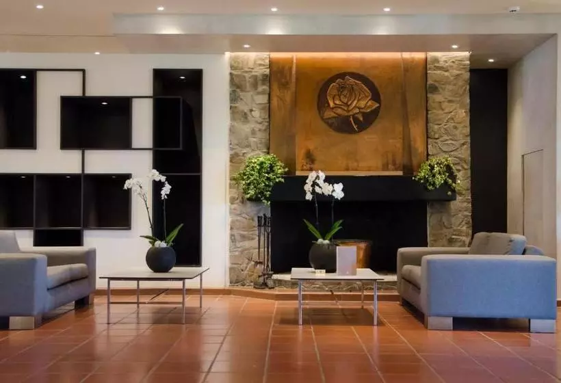 Rodon Hotel And Resort