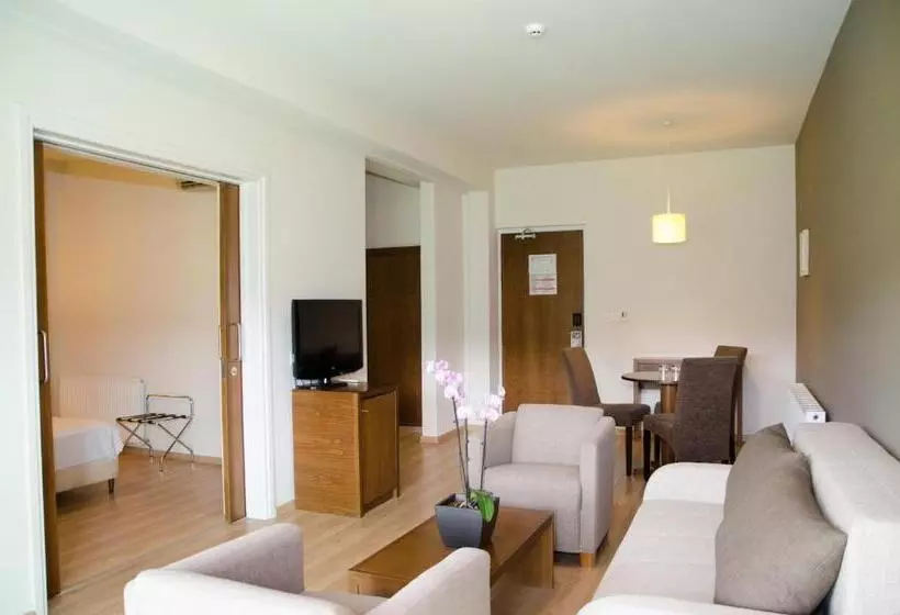 Rodon Hotel And Resort