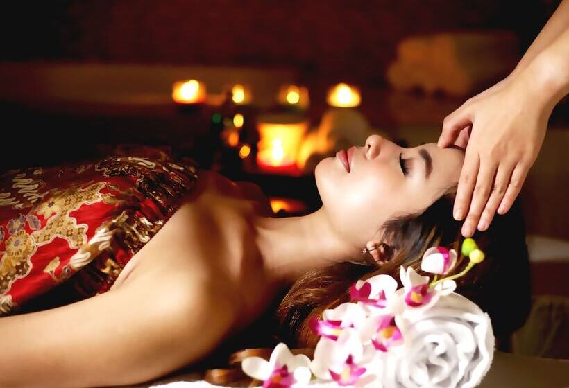 בית מלון כפרי Santika Cirebon