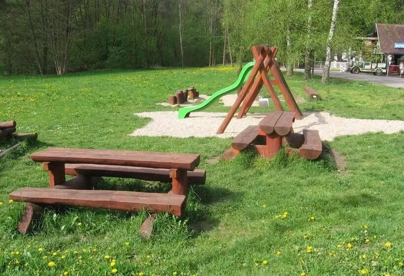 酒店 Skalní Mlýn