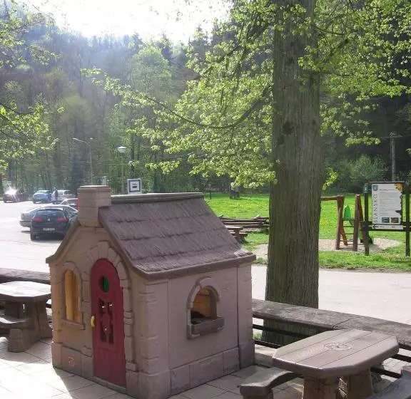 酒店 Skalní Mlýn