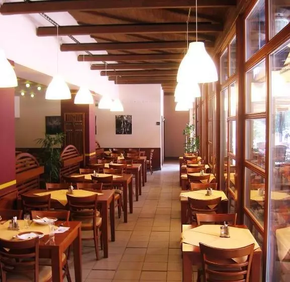 酒店 Skalní Mlýn