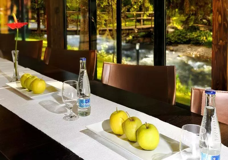 호텔 Tri Studničky   Adult Friendly