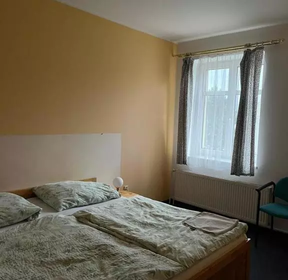 Pensió Penzion Prajzko, Hronov