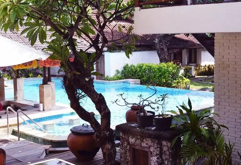 فندق Balisani Padma