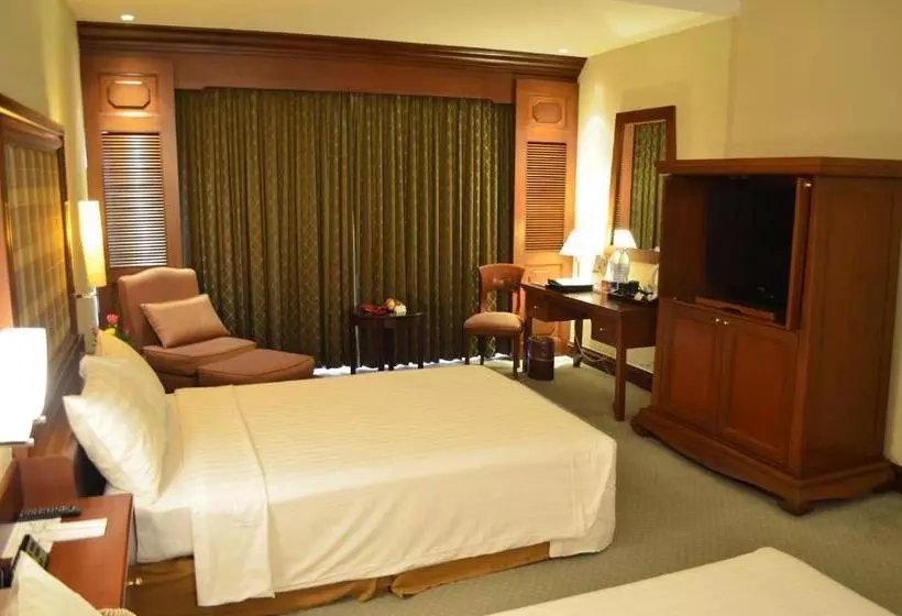 בית מלון כפרי Cambodiana