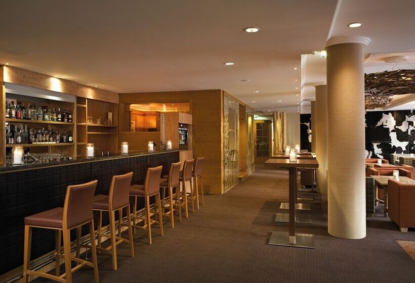 酒店 Das Alpenhaus Kaprun