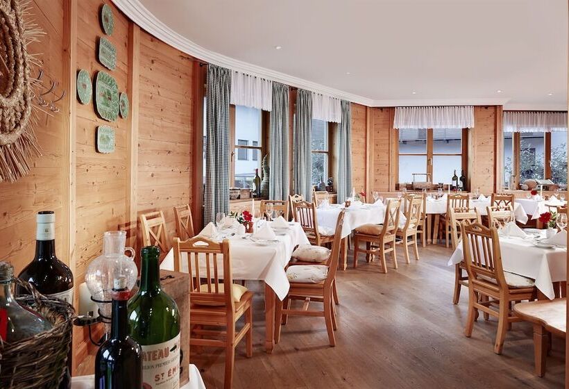 酒店 Das Alpenhaus Kaprun