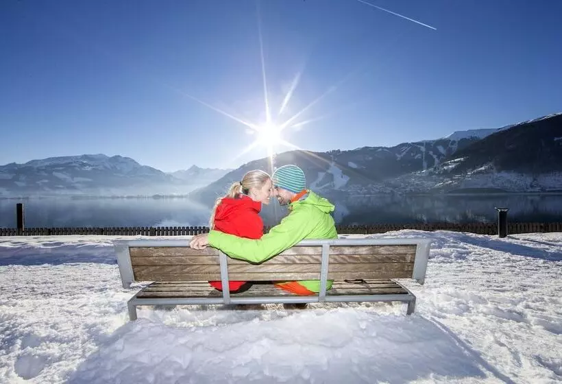 酒店 Das Alpenhaus Kaprun