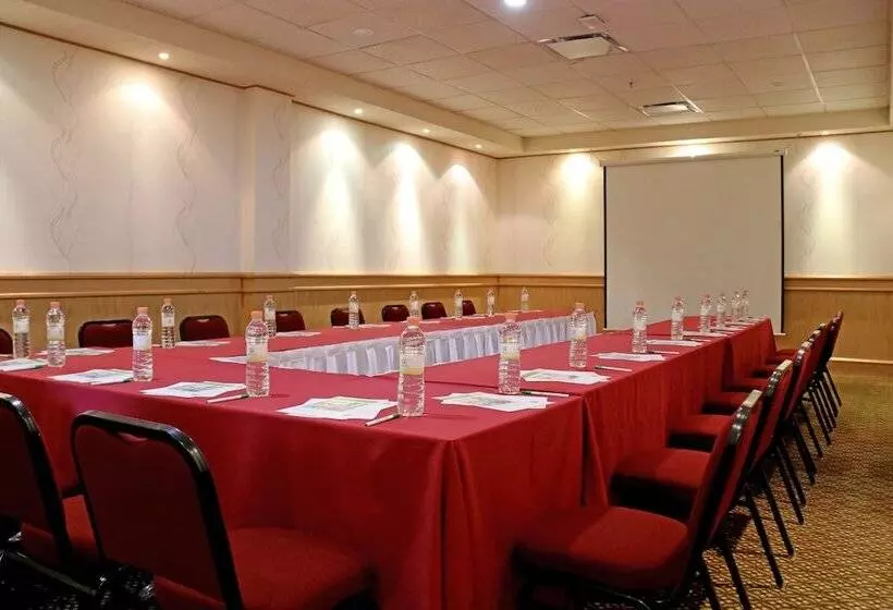 فندق Holiday Inn La Piedad, An Ihg