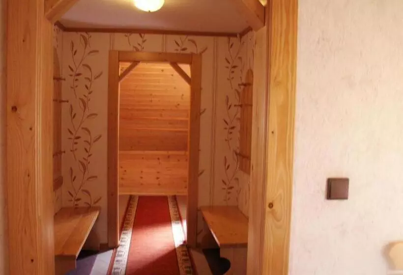 בית מלון כפרי Lesní Dům