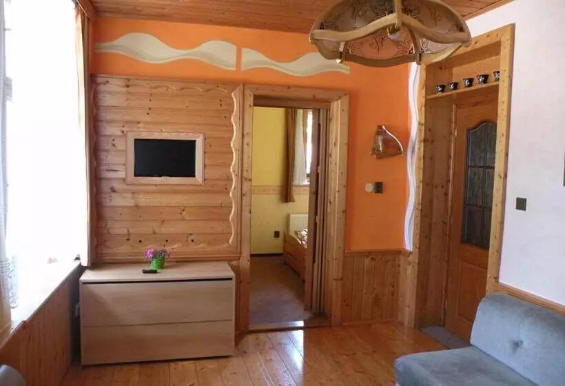 בית מלון כפרי Lesní Dům