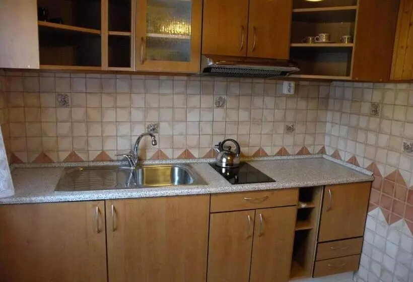 בית מלון כפרי Lesní Dům