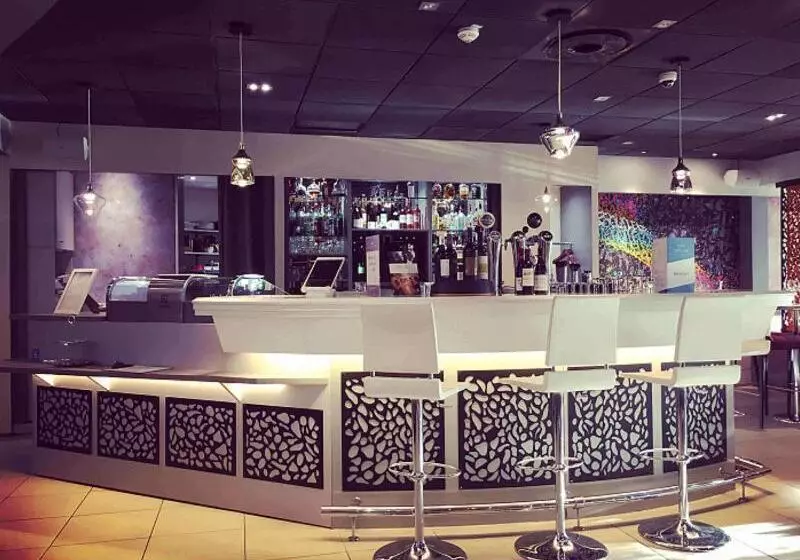 בית מלון כפרי Mercure Toulouse Centre Compans