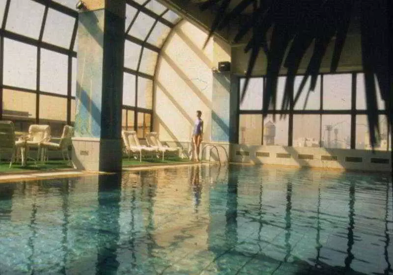 Otel New World Shenyang