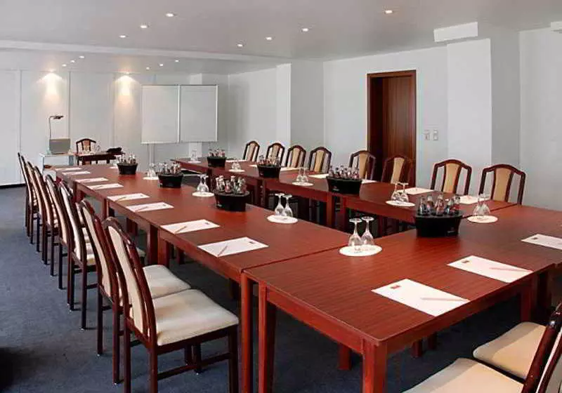 Leonardo Hotel Freital