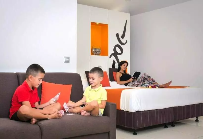 渡假胜地  Malabou Beach