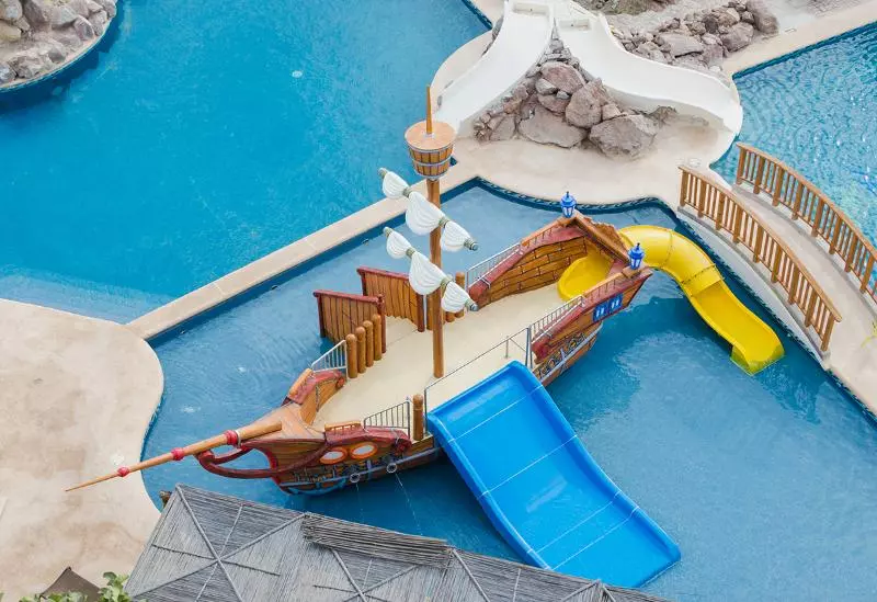 渡假胜地  San Carlos Plaza