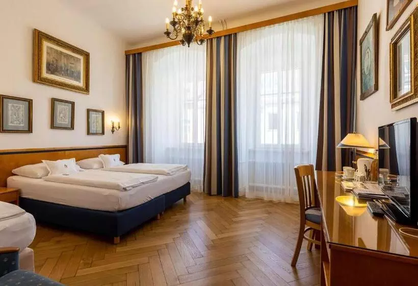 Boutique Hotel Goldenes Lamm