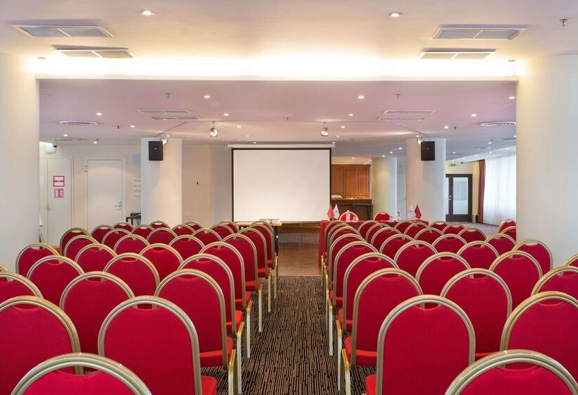 Azimut Hotel Olympic Moscow