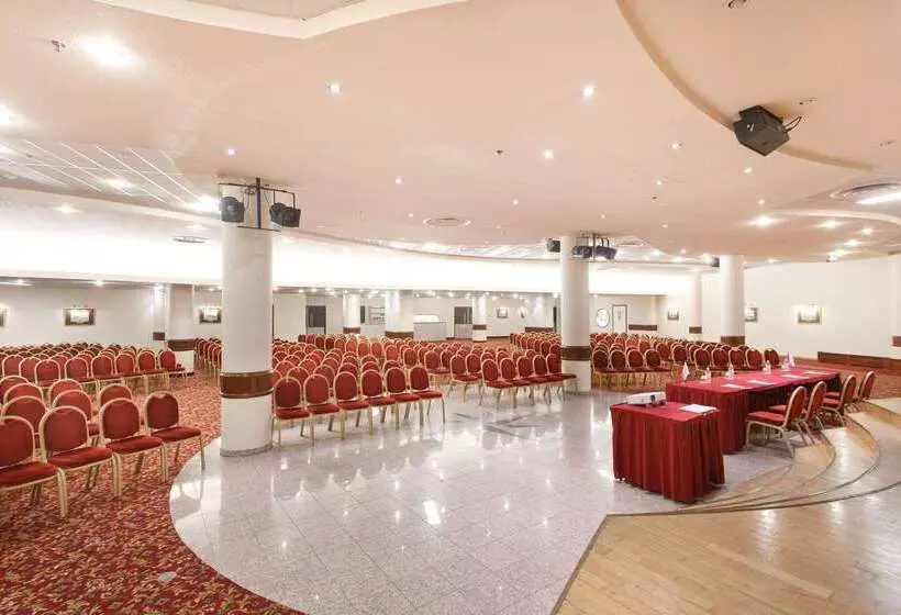 Azimut Hotel Olympic Moscow