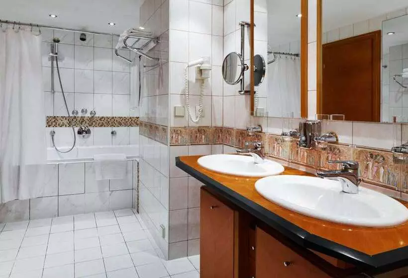 Azimut Hotel Olympic Moscow