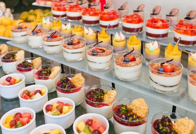 Azimut Hotel Olympic Moscow