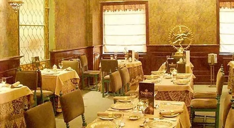 酒店 Majestic City Center