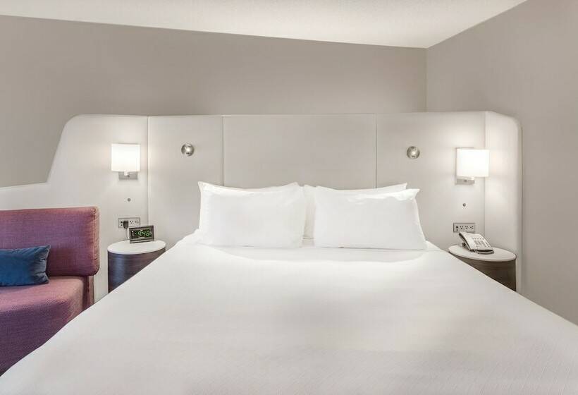هتل Crowne Plaza Cleveland At Playhouse Square, An Ihg