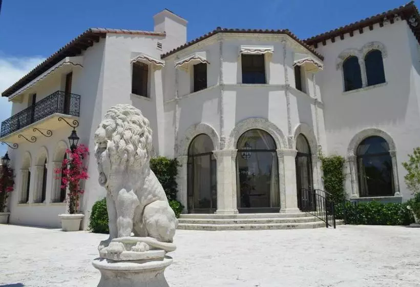 Hotel Fisher Island Club And Resort