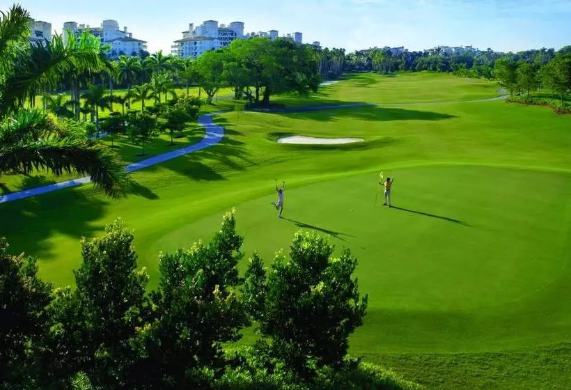 Hotel Fisher Island Club And Resort