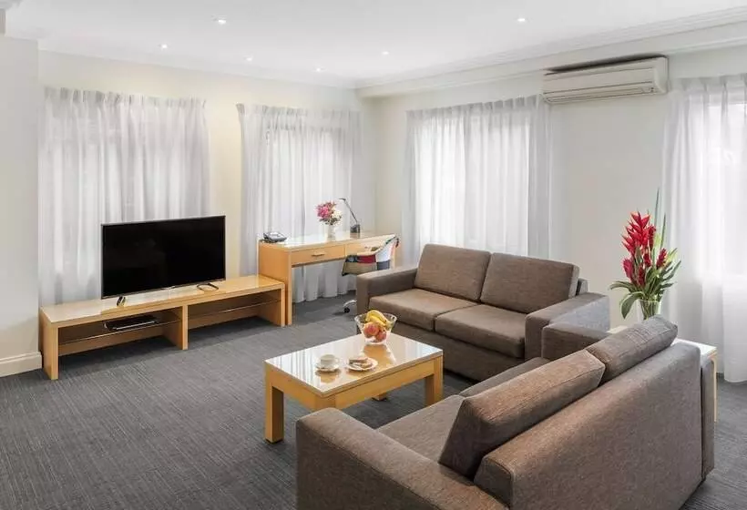 Kimberley Gardens Hotel, Serviced Apartments And Serviced Villas