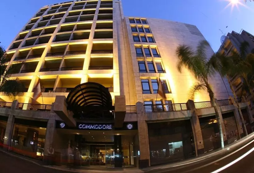 هتل Le Commodore