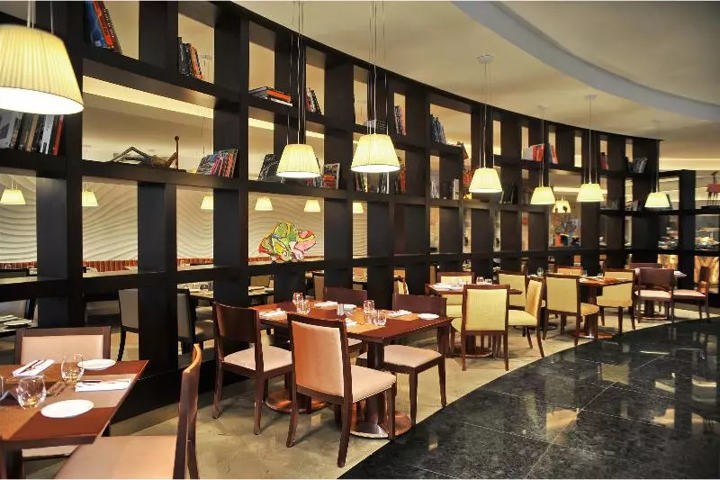 Отель Le Méridien Pyramids  & Spa