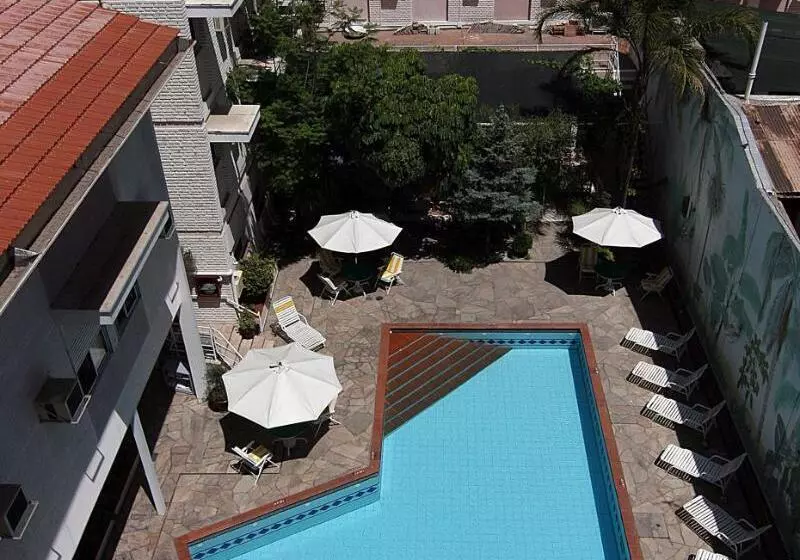 בית מלון כפרי Nutibara