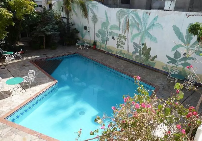 בית מלון כפרי Nutibara