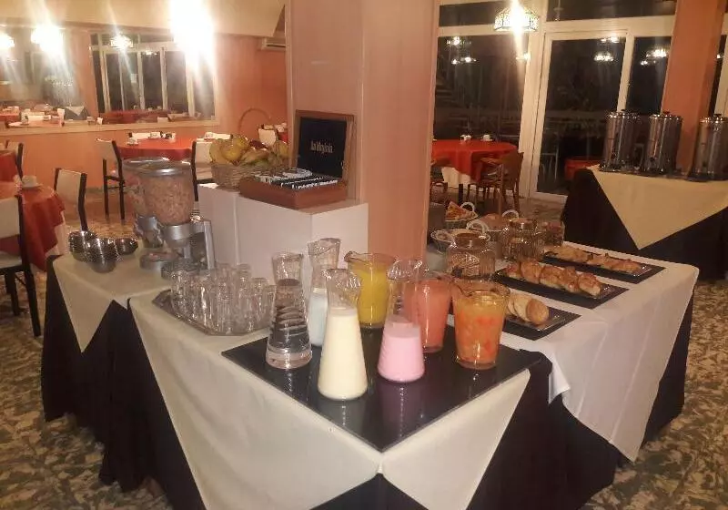 בית מלון כפרי Nutibara