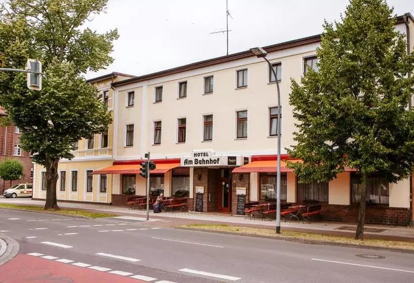 Отель Am Bahnhof