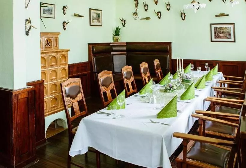 Отель Am Bahnhof