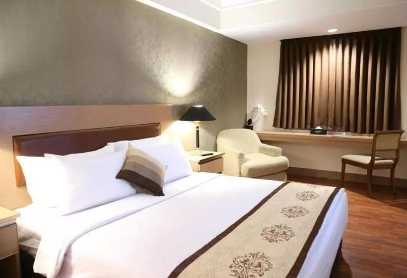 Hotel Arcadia Mangga Dua By Horison