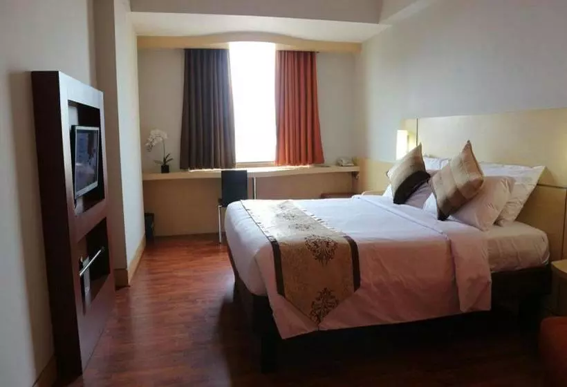 Hotel Arcadia Mangga Dua By Horison