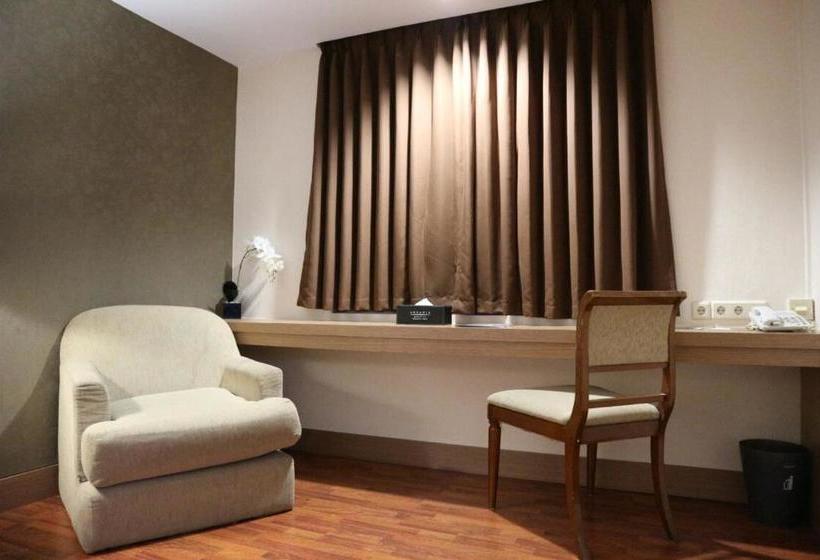 فندق Arcadia Mangga Dua By Horison