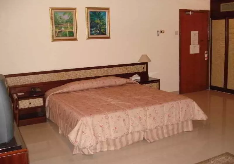 هتل Atlas Bahrain