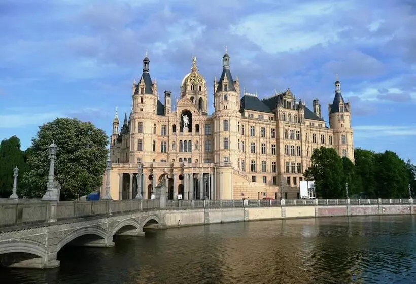 Отель Gasthof Zur Guten Quelle